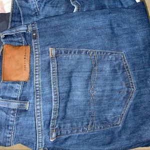 Lucky Brand Men’s Jeans 🍀